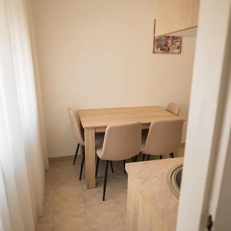 Apartment Naomi *