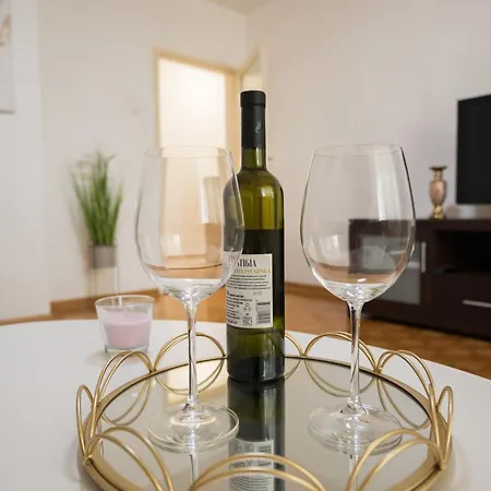 Apartman Naomi
